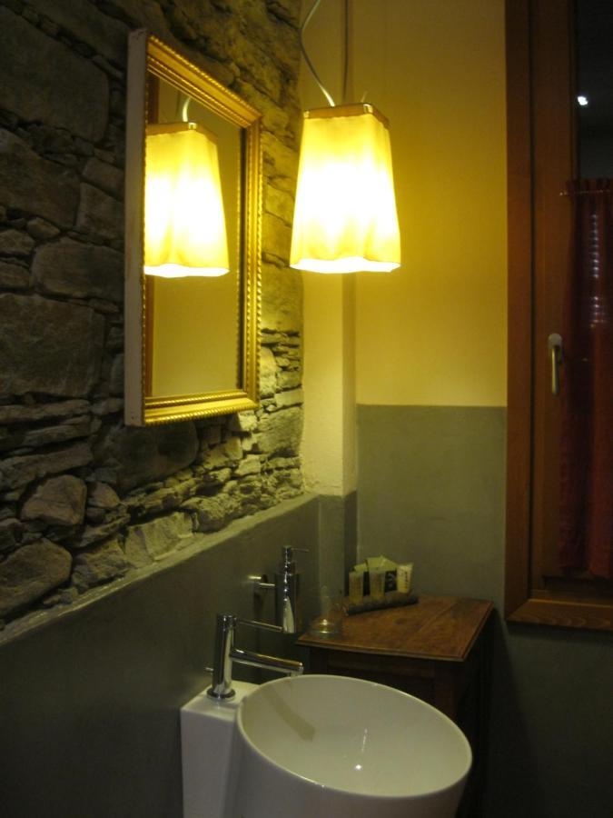 알라냐발세시아 Tre Alberi Liberi B&B 외부 사진