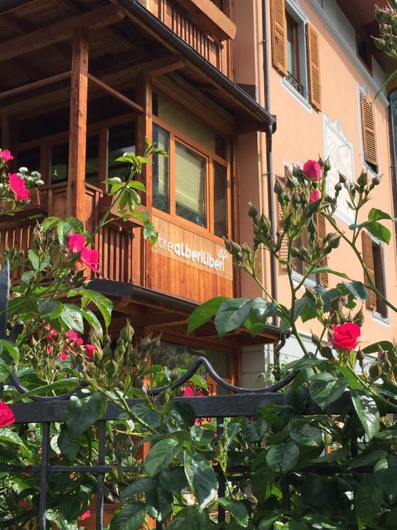알라냐발세시아 Tre Alberi Liberi B&B 외부 사진
